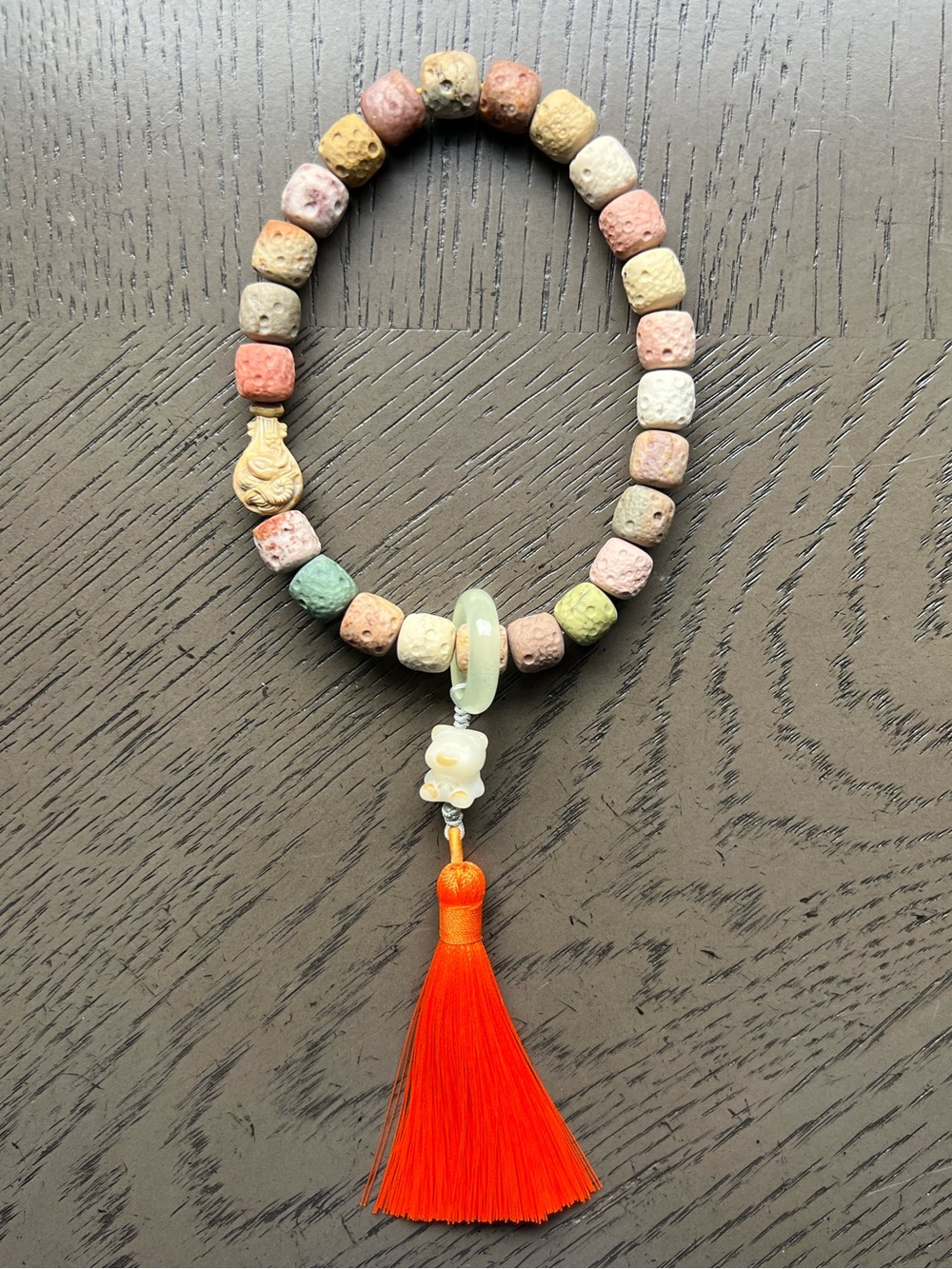 Alashan agate with bodhi bear car charm